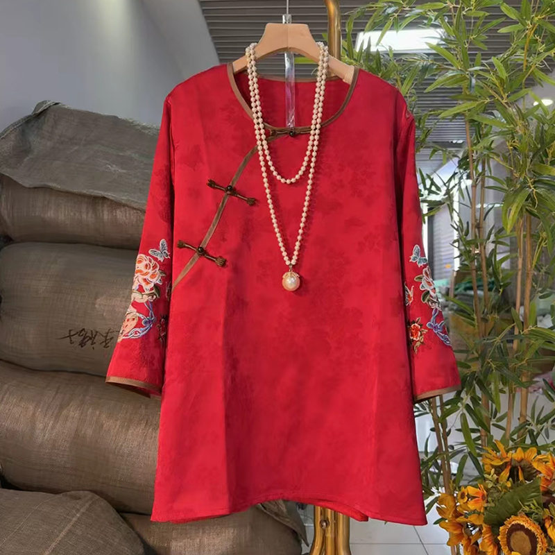 国风刺绣缎面民族风加肥大码上衣