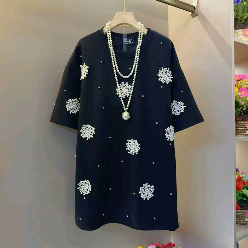 新款欧货立体花朵亮钻遮肉T恤衫