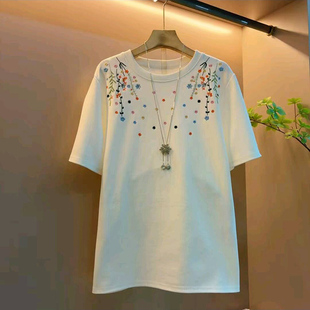女装 大码 胖mm洋气减龄上衣潮 欧货重工刺绣花朵超好看T恤大衫 新款