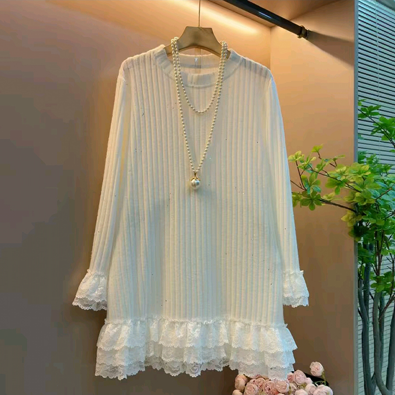 2025秋季减龄新款大码女装胖MM时尚百搭花边设计感小清新长衫上衣