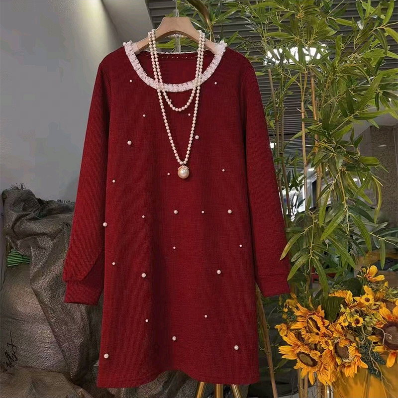 冬季新款胖妹妹花边钉珠圆领连衣裙赫本风气质显瘦裙子大码女装潮