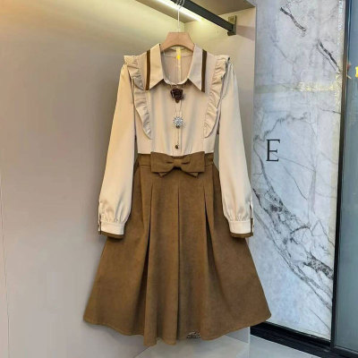 木耳边立体蝴蝶结收腰连衣裙