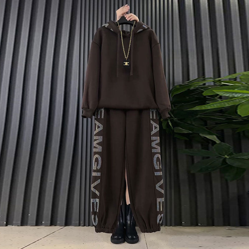 胖妹妹大码女装时尚韩版休闲套装亮钻字母运动风卫衣卫裤两件套女,女装/女士精品,大码套装,淘宝优惠券,粉丝福利购,淘宝优惠卷