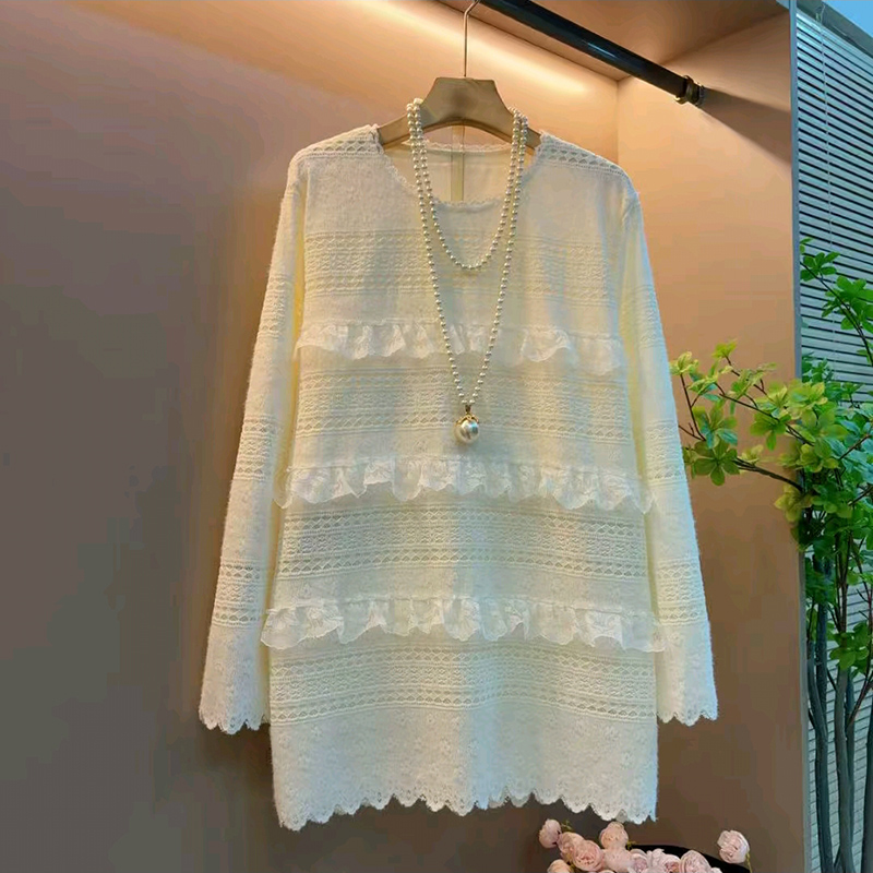 秋季时尚拼接花边圆领长袖大衫新