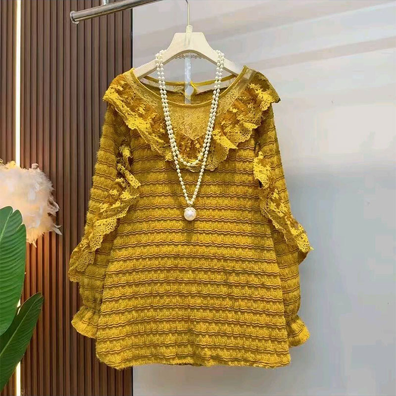 时尚蕾丝拼接打底衫上衣