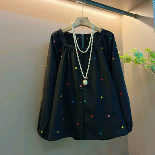 减龄新款 女装 韩版 大码 胖mm宽松遮肉上衣 方领刺绣小花洋气衬衫 时尚