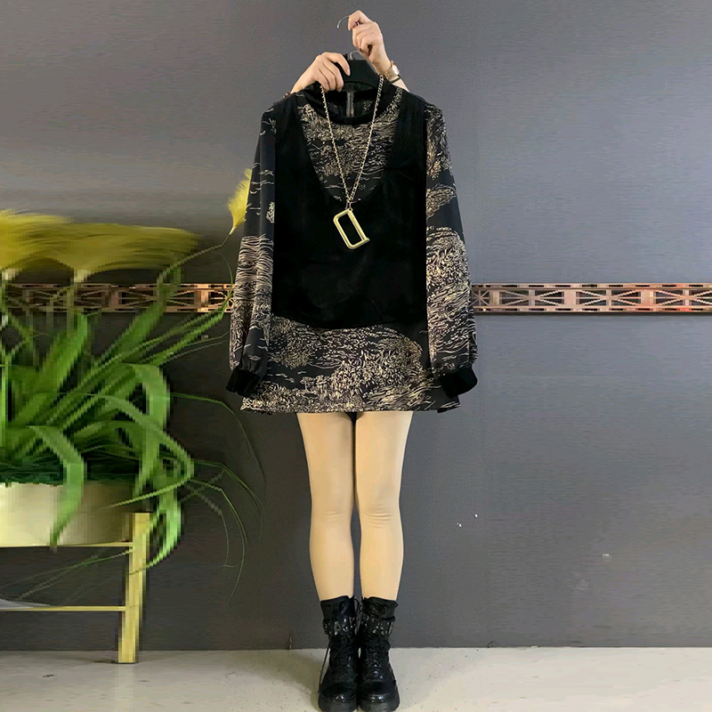 拼接假两件大码女装圆领小衫