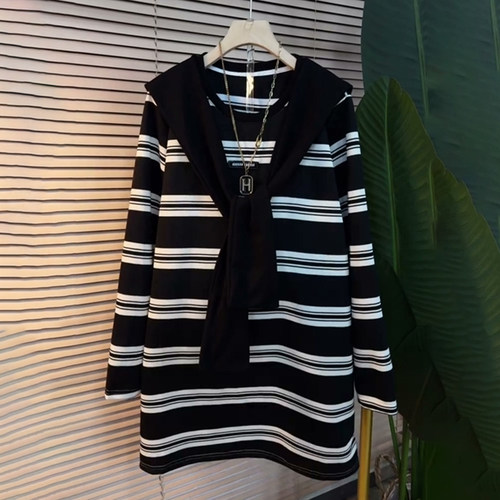 时尚条纹拼接披肩减龄宽松大衫