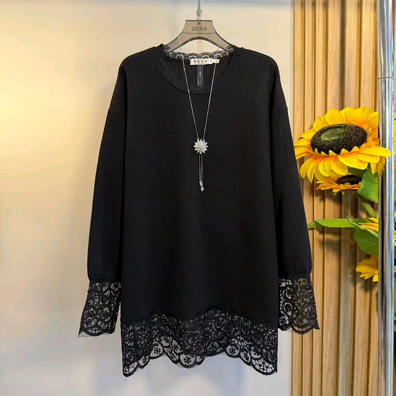 蕾丝拼接长袖打底裙宽松气质裙