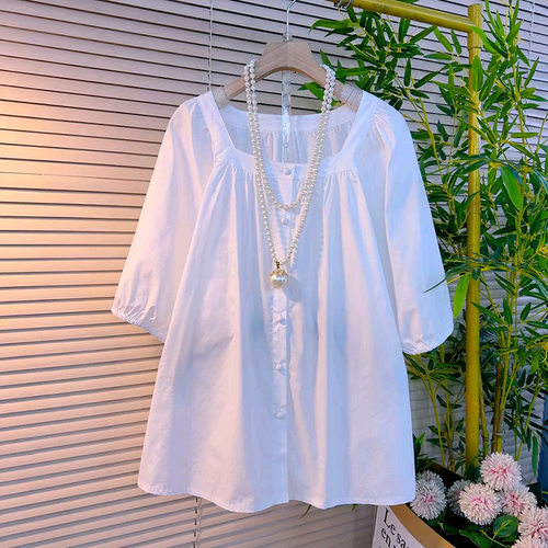 简约短袖方领纽扣衬衫