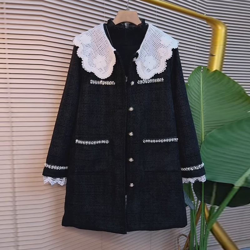 拼接蕾丝荷叶边中长棉服