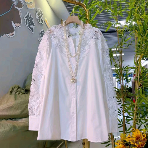 欧货气质蕾丝勾花拼接款纽扣衬衫