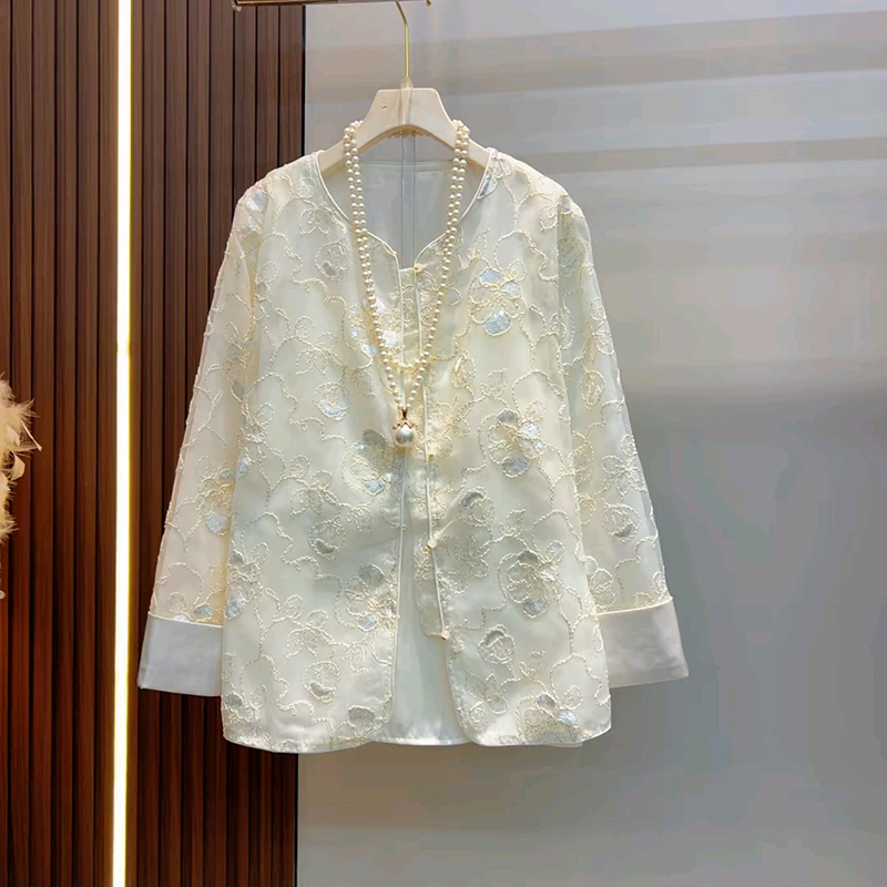 时尚气质高端刺绣提花减龄外套