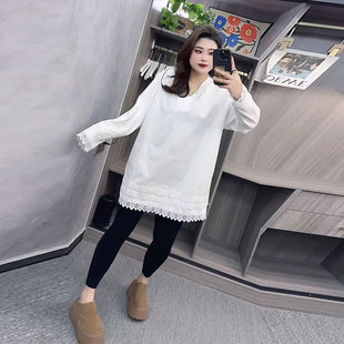 新款 韩版 女装 宽松遮肉上衣胖MM大码 打底 休闲简约蕾丝边纯色T恤衫