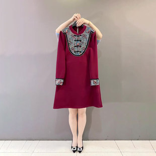 新中式大码女装连衣裙新款冬季遮肉宽松拼接复古盘口中长款裙子