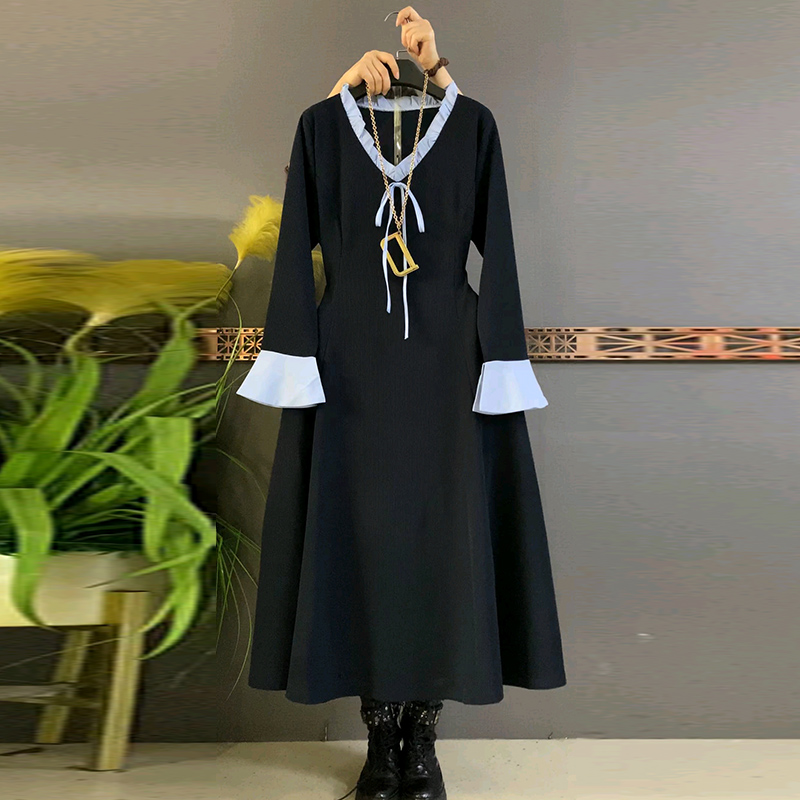 时尚显瘦小木耳边裙立体剪裁自然收腰连衣裙大码女装胖mm显瘦裙子