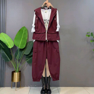 休闲连帽拉链兜工装 字母打底衫 风马甲束脚裤 女装 子胖妹妹大码 新款