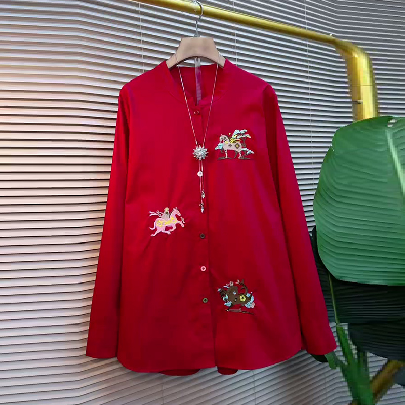 大码女装立领刺绣彩扣上衣