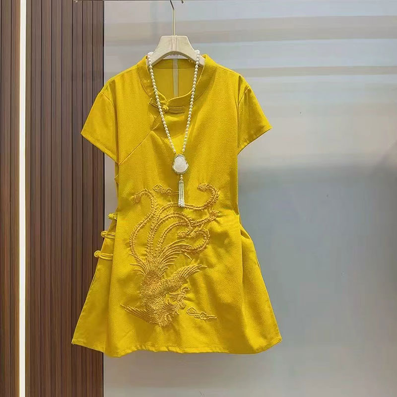 新中式重工刺绣国风盘扣连衣裙大码女装2025洋气胖MM夏季新款显瘦