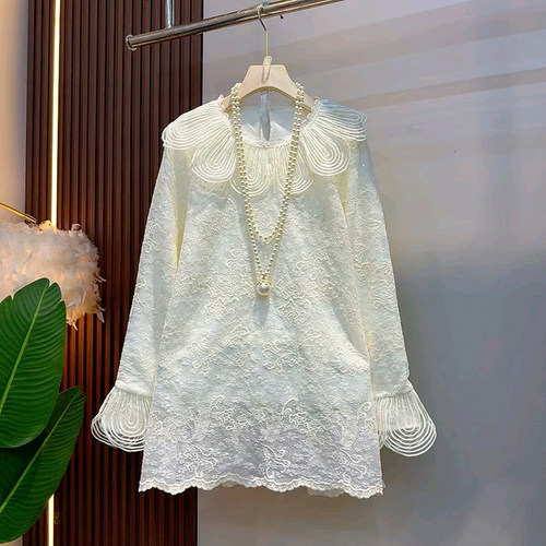 冬季新中式立体花边领口百搭衬衫