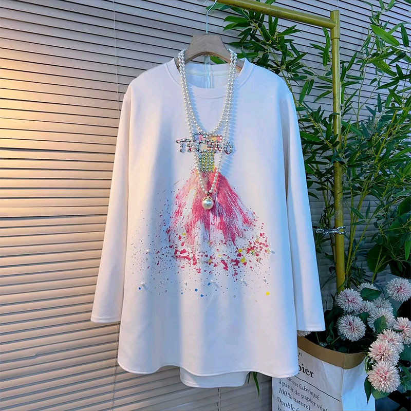 钉钻涂鸦洋气百搭爆款上衣