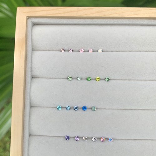 钛钢超闪彩色华子防过敏耳骨钉