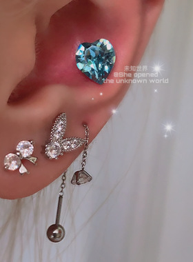 夏季款定制超闪蓝色爱心耳环钛钢钉2025年新款潮多耳洞套装耳骨钉