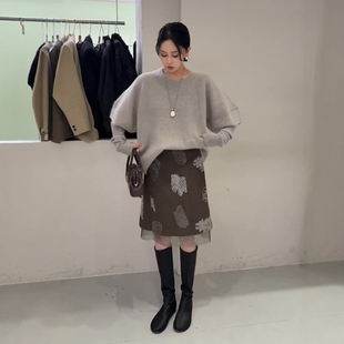 2026秋冬新款高腰显瘦百搭亮片半身裙女中长款毛呢包臀一步裙子