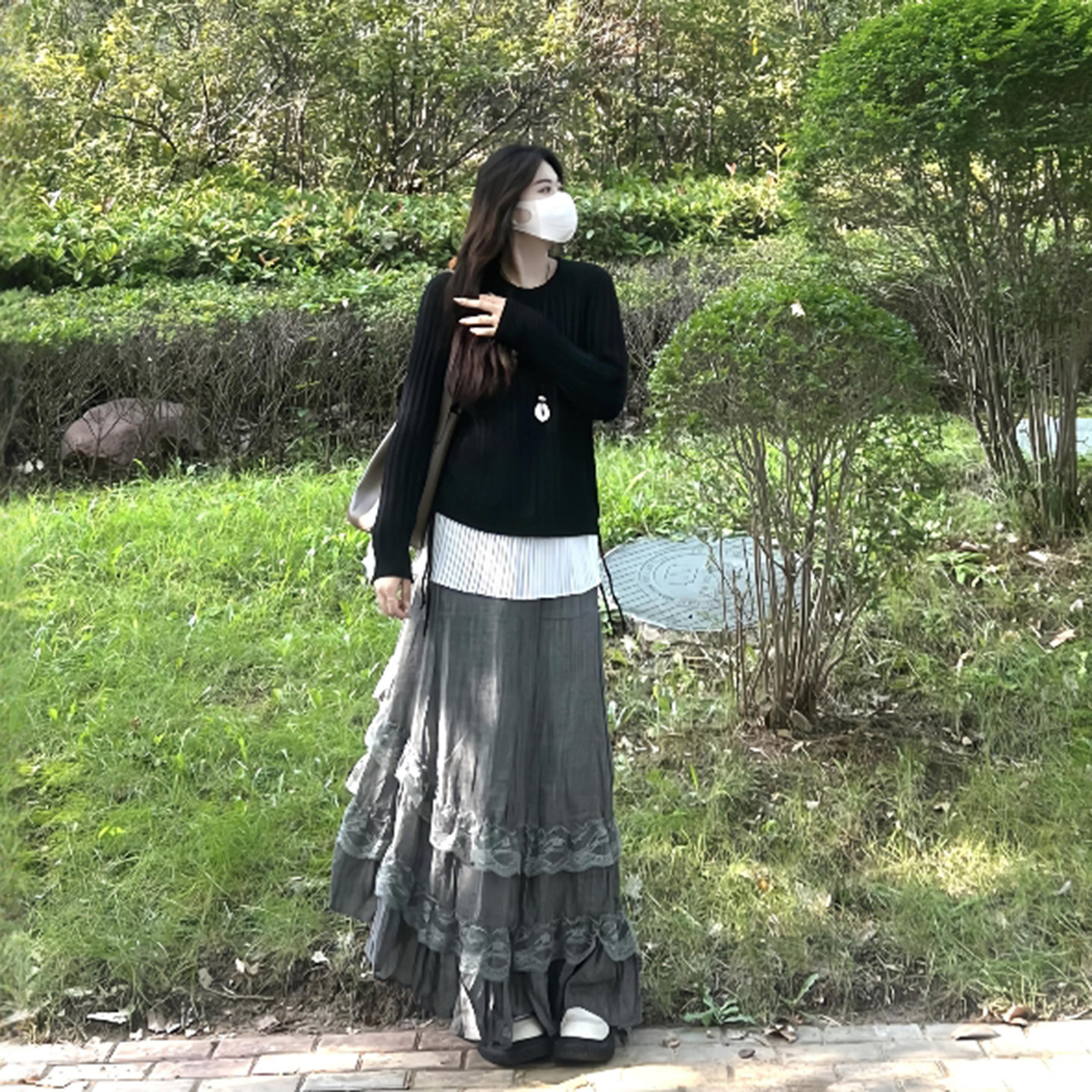 法式灰色拼接蕾丝蛋糕长裙女2025秋冬高级感原宿风时髦A字半身裙