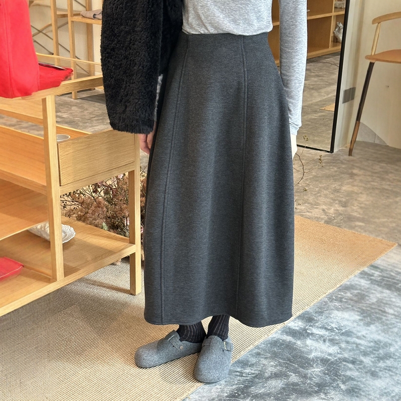 中长款大摆A字毛呢半身裙