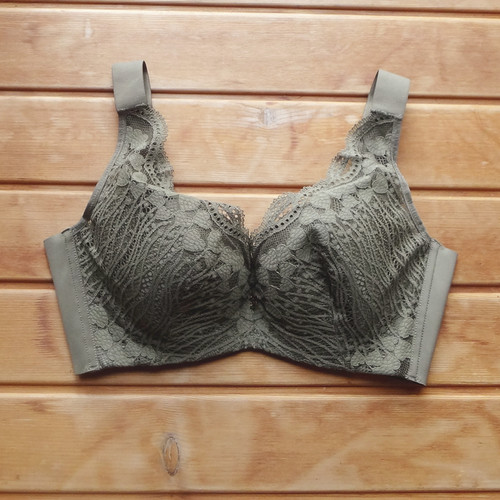 薄款全罩杯上托收副乳防滑文胸