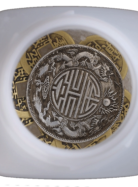 安忍水摆件地藏王六帝钱