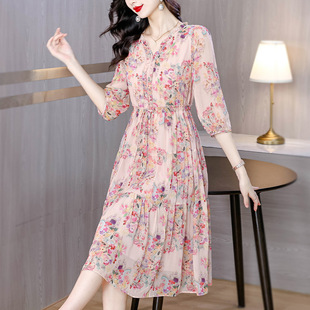 桑蚕仿真丝法式碎花连衣裙子中长款大码胖mm遮肚气质波西米亚沙滩