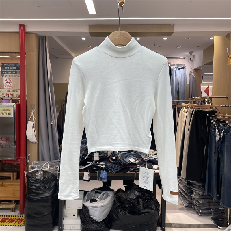 元熙8197-3秋冬韩版半高领袖口带标加绒长袖T恤短款打底衫上衣女