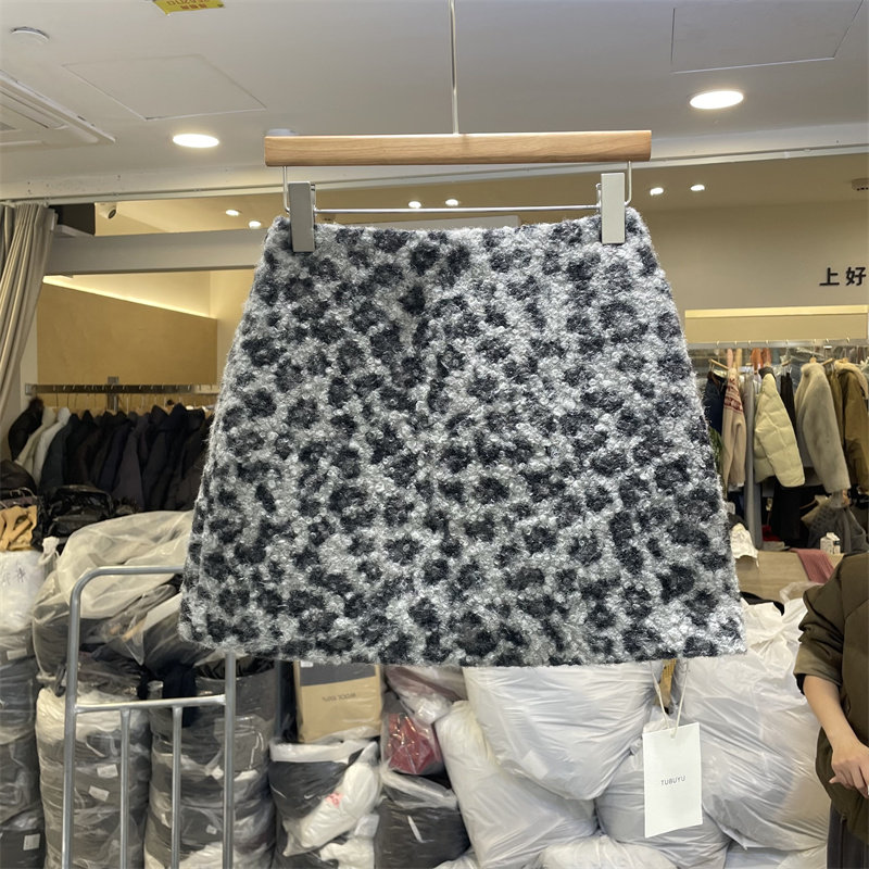 土布鱼7609冬季新款韩版高腰时尚毛圈呢料豹纹半身裙加厚A字短裙