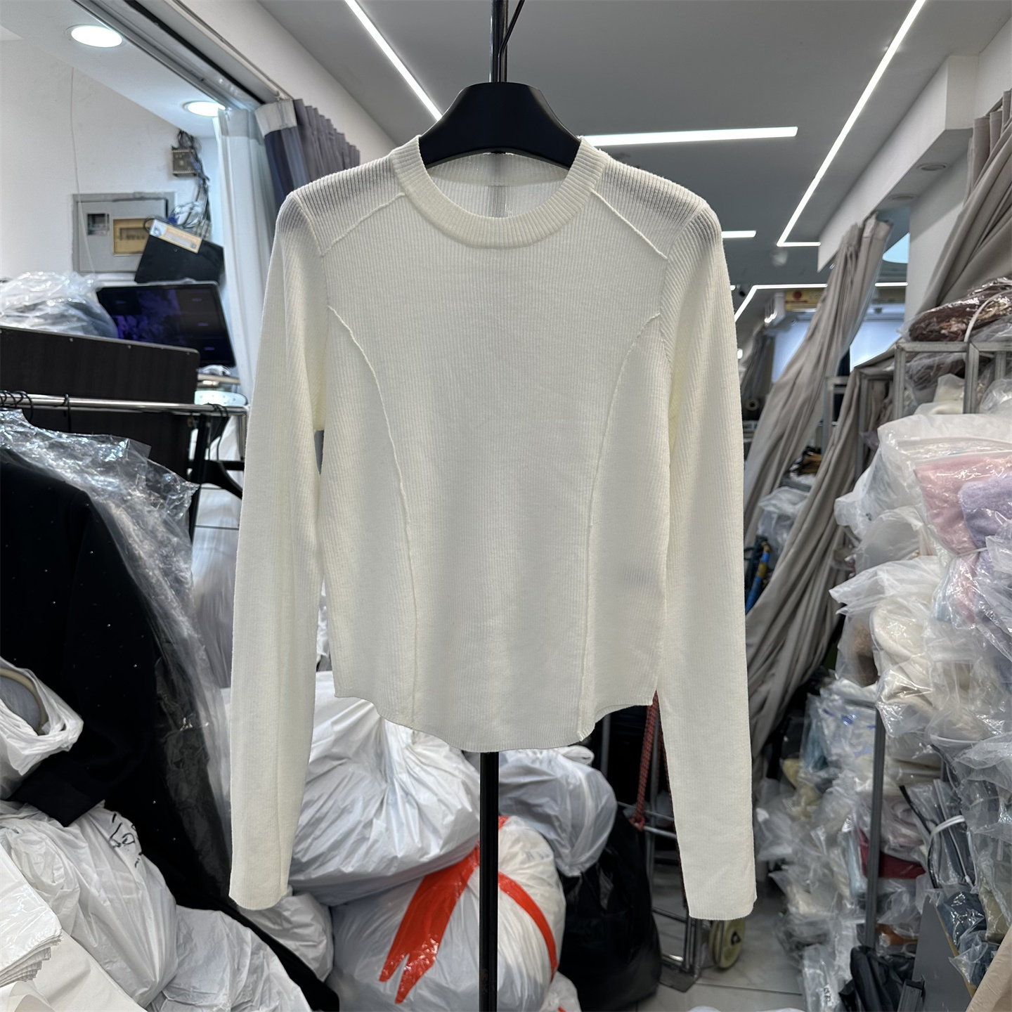 修身显瘦细羊毛针织衫女欧洲站