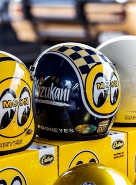 台湾Gallop复古大眼睛方格头盔 卡通笑脸电动踏板通勤摩托车3/4盔