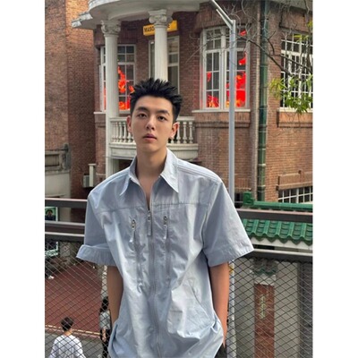 天蓝色鱼骨隐形垫肩短袖衬衫设计