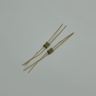 VISHAY镀金脚玻璃纤维发烧电阻