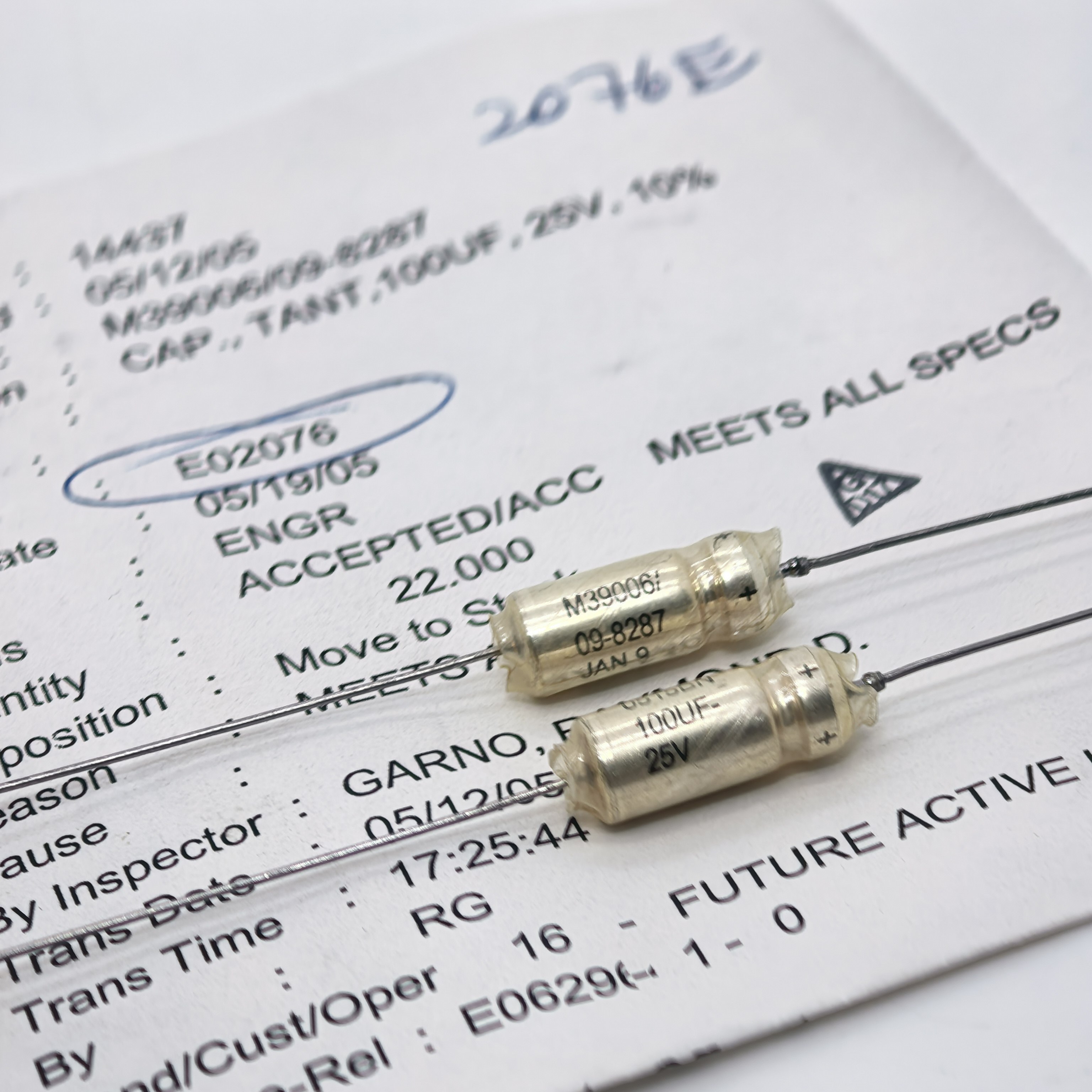 思碧军规100uF25V音频电解电容