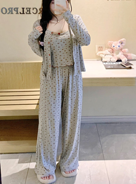 含胸垫春秋新款长袖莫代尔家居服吊带三件套薄款睡衣女碎花韩版