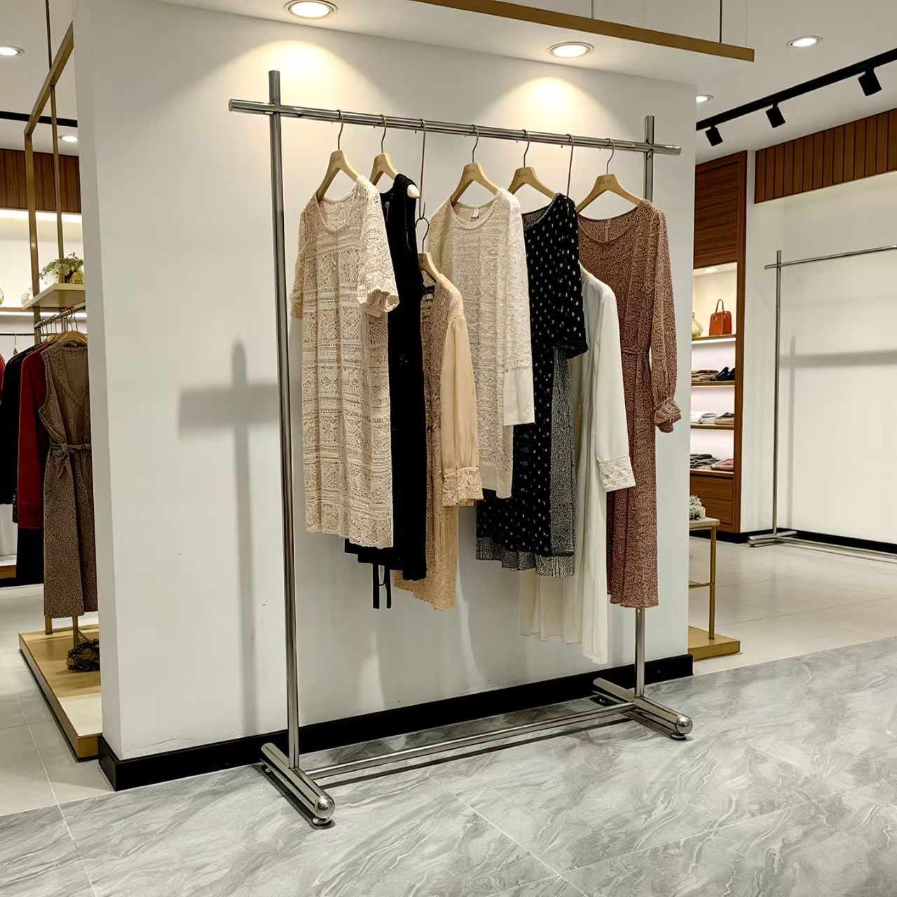 不锈钢落地式服装展示架家用店铺