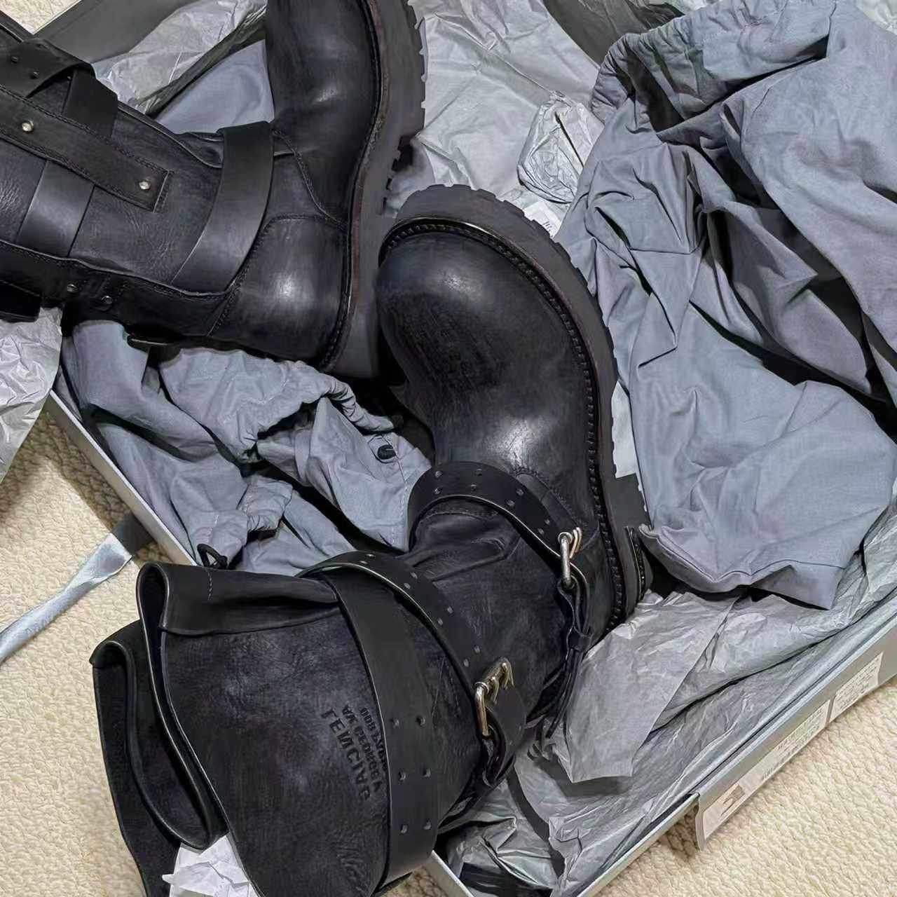 顶版~毒液黑色骑士靴女2025新款牛皮厚底长筒靴子高街酷拽机车靴