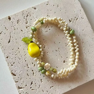 梨汁~小梨子串珠叠戴手链2025新款气质个性设计小众清新简约手链