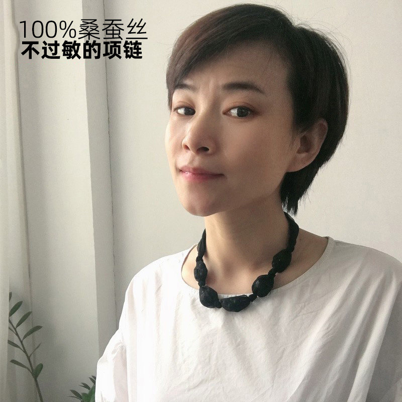 项链女小众设计感ins冷淡风嘻哈桑蚕丝防过敏遮脖子丝巾锁骨项链