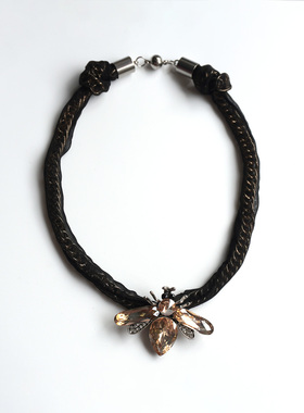 新欧美范项链高级感黑色女款2025新款小众甜酷辣妹风磁扣锁骨链