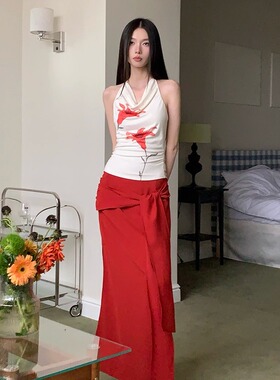 新中式别致百合印花荡领显瘦挂脖吊带高腰系带包臀半身裙上衣套装