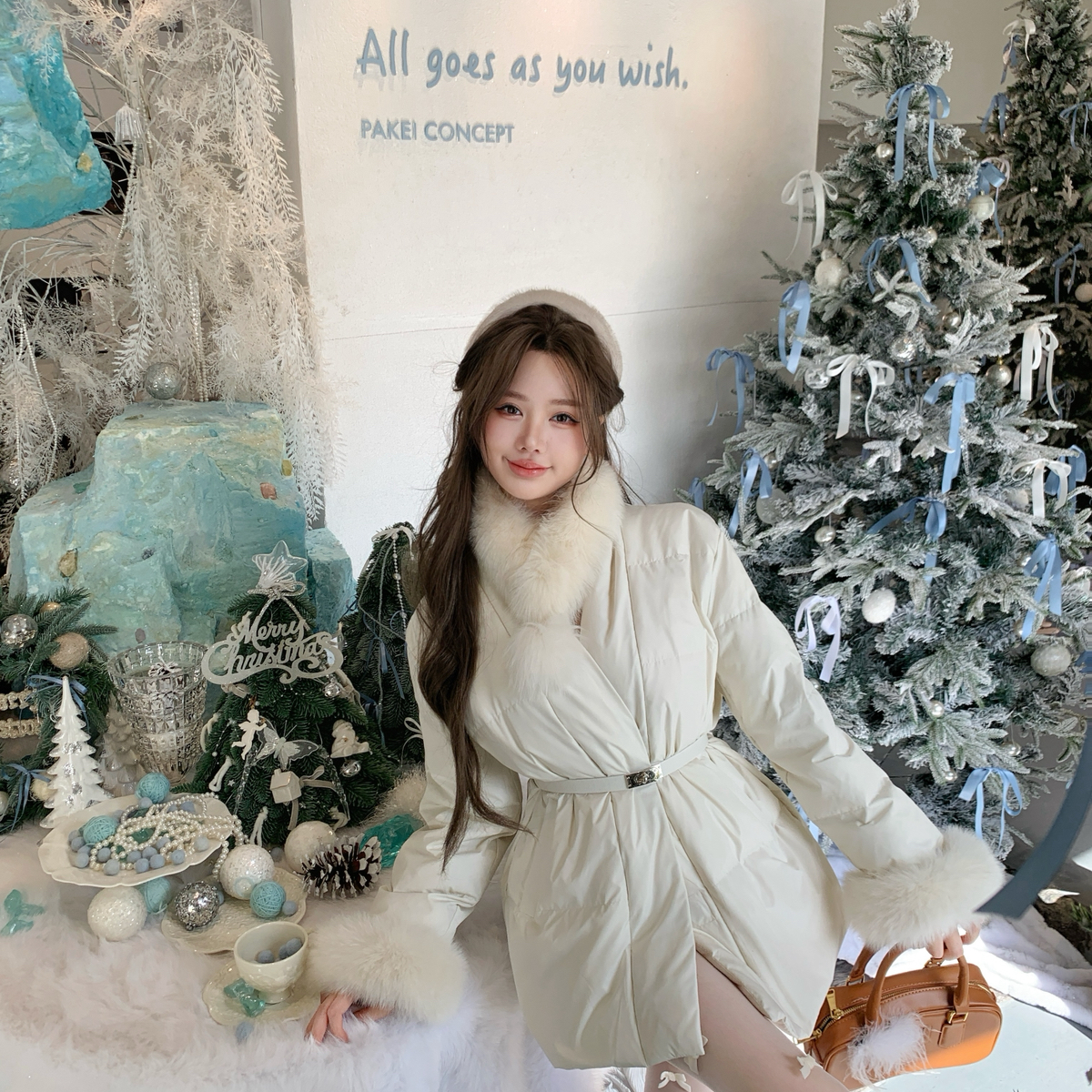 MEI ZI 美姿-狸毛保暖羽绒服外套(配可拆卸真狐狸毛领毛袖)33169