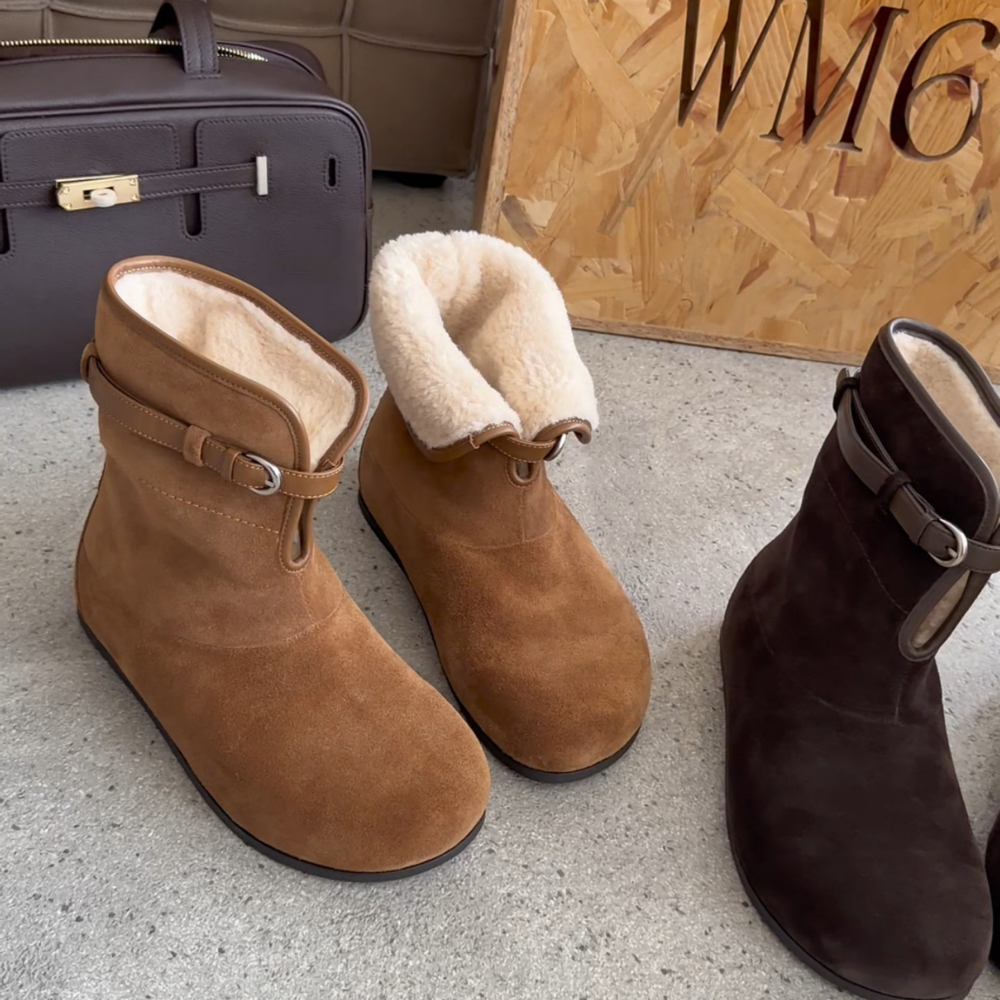 WM6雪地靴羊毛加绒磨砂皮短靴女