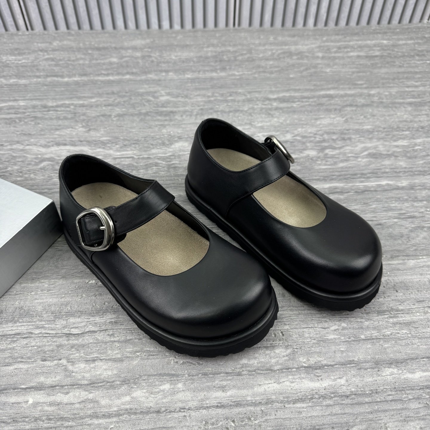 2026春季新款欧货欧洲站浅口真皮玛丽珍鞋女鞋一字扣带平底单鞋潮,女鞋,玛丽珍鞋,淘宝优惠券,粉丝福利购,淘宝优惠卷
